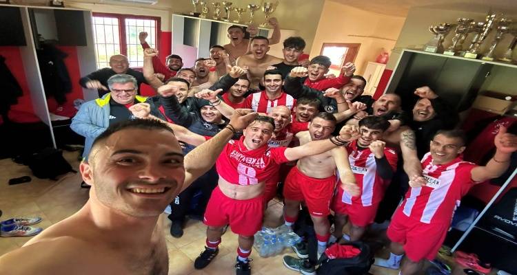 &Alpha;' &Kappa;&alpha;&tau;&eta;&gamma;&omicron;&rho;ί&alpha; &Lambda;ή&mu;&nu;&omicron;&upsilon;: &laquo;&Pi;&epsilon;&tau;ά&epsilon;&iota;&raquo; &gamma;&iota;&alpha; &tau;ί&tau;&lambda;&omicron; &omicron; &Kappa;&epsilon;&rho;&alpha;&upsilon;&nu;ό&sigmaf; | &Tau;&alpha; &pi;ά&nu;&tau;&alpha; &gamma;&iota;&alpha; &tau;&eta;&nu; 20&eta; &alpha;&gamma;&omega;&nu;&iota;&sigma;&tau;&iota;&kappa;ή