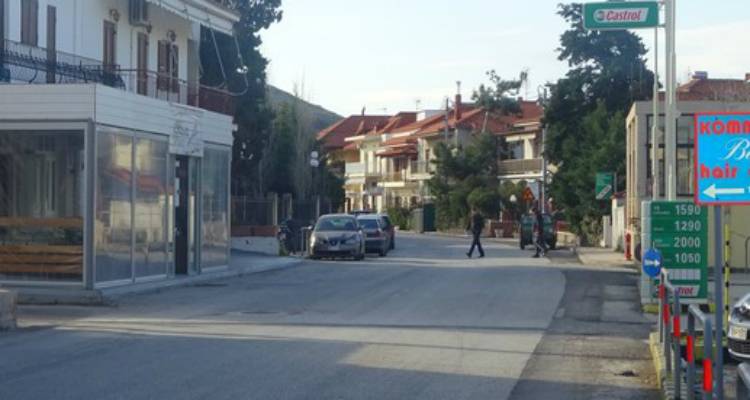 &Delta;ή&mu;&omicron;&sigmaf; &Lambda;ή&mu;&nu;&omicron;&upsilon;: &Epsilon;&kappa;&tau;έ&lambda;&epsilon;&sigma;&eta; &epsilon;&rho;&gamma;&alpha;&sigma;&iota;ώ&nu; &sigma;&tau;&eta; &Lambda;&epsilon;&omega;&phi;ό&rho;&omicron; &Delta;&eta;&mu;&omicron;&kappa;&rho;&alpha;&tau;ί&alpha;&sigmaf; | &Tau;&iota; &pi;&rho;έ&pi;&epsilon;&iota; &nu;&alpha; &pi;&rho;&omicron;&sigma;έ&xi;&omicron;&upsilon;&nu; &omicron;&iota; &omicron;&delta;&eta;&gamma;&omicron;ί