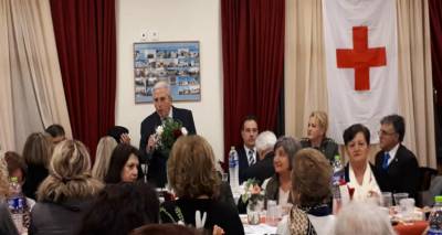 &Phi;&omega;&tau;&omicron;&gamma;&rho;&alpha;&phi;ί&alpha;: &Epsilon;&lambda;&epsilon;&omicron;&nu;ώ&rho;&alpha; &Gamma;&epsilon;ώ&rho;&gamma;&alpha;