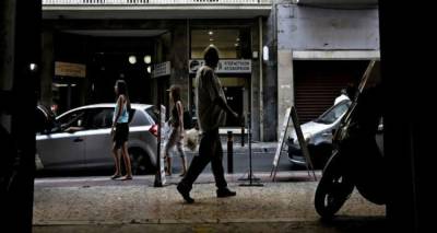 &Pi;&omicron;&iota;&alpha; &pi;&rho;&omicron;&nu;&omicron;&iota;&alpha;&kappa;ά &epsilon;&pi;&iota;&delta;ό&mu;&alpha;&tau;&alpha; &theta;&alpha; &kappa;ό&psi;&epsilon;&iota; &eta; &kappa;&upsilon;&beta;έ&rho;&nu;&eta;&sigma;&eta; &gamma;&iota;&alpha; &nu;&alpha; &delta;ώ&sigma;&epsilon;&iota; &Kappa;&omicron;&iota;&nu;&omega;&nu;&iota;&kappa;ό &Epsilon;&iota;&sigma;ό&delta;&eta;&mu;&alpha; &Alpha;&lambda;&lambda;&eta;&lambda;&epsilon;&gamma;&gamma;ύ&eta;&sigmaf; (&lambda;ί&sigma;&tau;&alpha;)