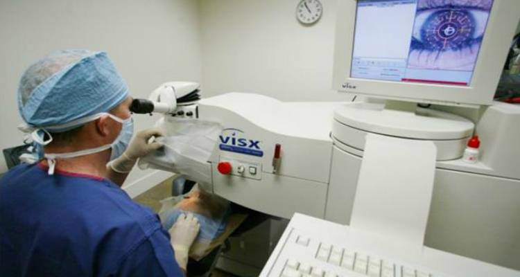 &Epsilon;&upsilon;&chi;&alpha;&rho;&iota;&sigma;&tau;ί&epsilon;&sigmaf; &alpha;&pi;ό &kappa;ά&tau;&omicron;&iota;&kappa;&omicron; &tau;&eta;&sigmaf; &Lambda;ή&mu;&nu;&omicron;&upsilon; &sigma;&epsilon; &omicron;&phi;&theta;&alpha;&lambda;&mu;ί&alpha;&tau;&rho;&omicron;&upsilon;&sigmaf;