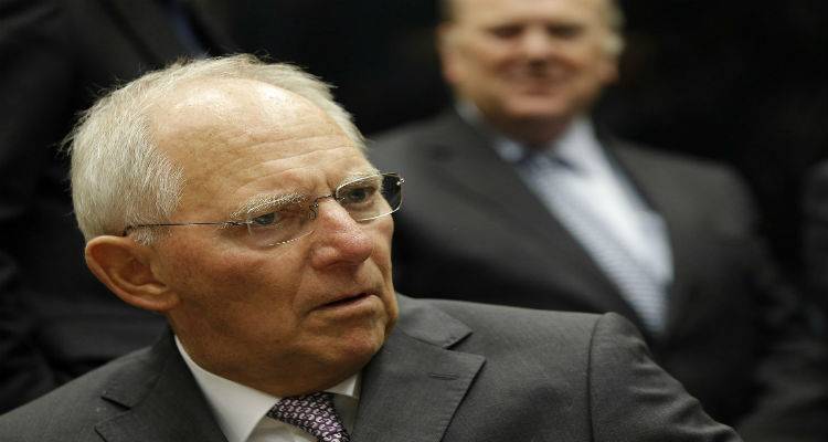 &Sigma;ό&iota;&mu;&pi;&lambda;&epsilon;: &Eta; &Epsilon;&upsilon;&rho;ώ&pi;&eta; έ&kappa;&alpha;&nu;&epsilon; &gamma;&iota;&alpha; &tau;&eta;&nu; &Epsilon;&lambda;&lambda;ά&delta;&alpha; &pi;&epsilon;&rho;&iota;&sigma;&sigma;ό&tau;&epsilon;&rho;&alpha; &alpha;&pi;ό ό,&tau;&iota; &gamma;&iota;&alpha; &omicron;&pi;&omicron;&iota;&alpha;&delta;ή&pi;&omicron;&tau;&epsilon; ά&lambda;&lambda;&eta; &chi;ώ&rho;&alpha;