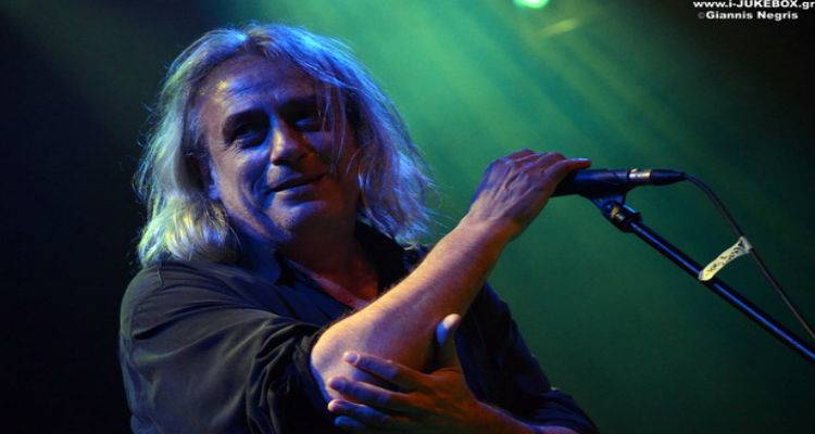 &Sigma;&tau;&eta; &Lambda;ή&mu;&nu;&omicron; &gamma;&iota;&alpha; &delta;&iota;&alpha;&kappa;&omicron;&pi;έ&sigmaf; &omicron; &Gamma;&iota;ά&nu;&nu;&eta;&sigmaf; &Alpha;&gamma;&gamma;&epsilon;&lambda;ά&kappa;&alpha;&sigmaf;