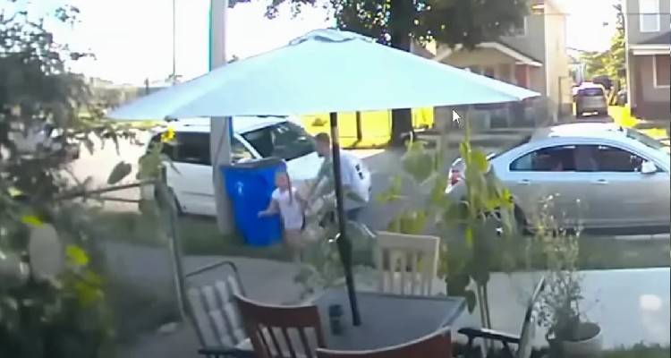 Βίντεο-σοκ στις ΗΠΑ: Επιχείρησε να απαγάγει 6χρονο κορίτσι, η αντίδρασή της ήταν σωτήρια