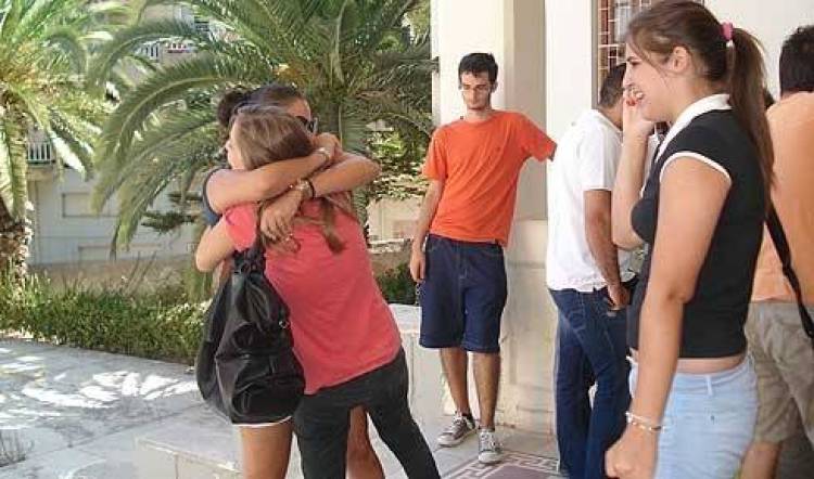 &Eta; &Pi;&epsilon;&rho;&iota;&phi;&epsilon;&rho;&epsilon;&iota;&alpha;&kappa;ή &Delta;&iota;&epsilon;ύ&theta;&upsilon;&nu;&sigma;&eta; &Beta;&omicron;&rho;&epsilon;ί&omicron;&upsilon; &Alpha;&iota;&gamma;&alpha;ί&omicron;&upsilon; &sigma;&upsilon;&gamma;&chi;&alpha;ί&rho;&epsilon;&iota; &tau;&omicron;&upsilon;&sigmaf; &epsilon;&pi;&iota;&tau;&upsilon;&chi;ό&nu;&tau;&epsilon;&sigmaf; &tau;&omega;&nu; &phi;&epsilon;&tau;&iota;&nu;ώ&nu; &pi;&alpha;&nu;&epsilon;&lambda;&lambda;&alpha;&delta;&iota;&kappa;ώ&nu; &epsilon;&xi;&epsilon;&tau;ά&sigma;&epsilon;&omega;&nu;