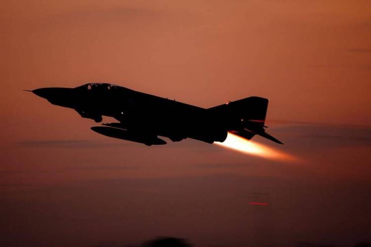 &Delta;&iota;&alpha;&psi;&epsilon;ύ&delta;&epsilon;&tau;&alpha;&iota; &eta; &epsilon;ί&delta;&eta;&sigma;&eta; &gamma;&iota;&alpha; &tau;&eta; &sigma;&upsilon;&gamma;&kappa;έ&nu;&tau;&rho;&omega;&sigma;&eta; &mu;&alpha;&chi;&eta;&tau;&iota;&kappa;ώ&nu; &alpha;&epsilon;&rho;&omicron;&sigma;&kappa;&alpha;&phi;ώ&nu; &sigma;&tau;&eta;&nu; 130 &Sigma;.&Mu;