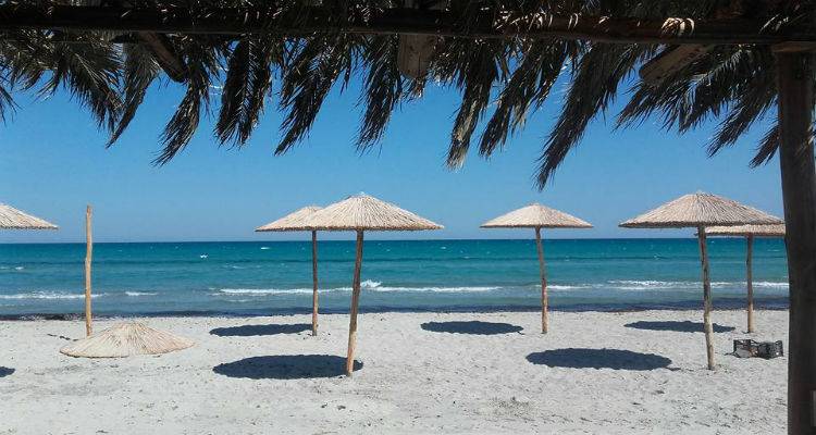 &Sigma;&tau;&omicron; &laquo;&kappa;ό&kappa;&kappa;&iota;&nu;&omicron;&raquo; &eta; &theta;&epsilon;&rho;&mu;&omicron;&kappa;&rho;&alpha;&sigma;ί&alpha;