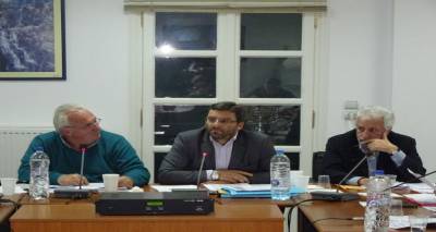 &Mu;&alpha;&rho;&iota;&nu;ά&kappa;&eta;&sigmaf;; &laquo;&Delta;&epsilon;&nu; έ&chi;&omega; &delta;&iota;ά&theta;&epsilon;&sigma;&eta; &nu;&alpha; &sigma;&upsilon;&nu;&epsilon;&rho;&gamma;&alpha;&sigma;&tau;ώ &mu;&epsilon; &tau;&omicron;&nu; Ό&mu;&iota;&lambda;&omicron; &Alpha;&nu;&epsilon;&mu;ό&epsilon;&sigma;&sigma;&alpha;&raquo; (mp3)