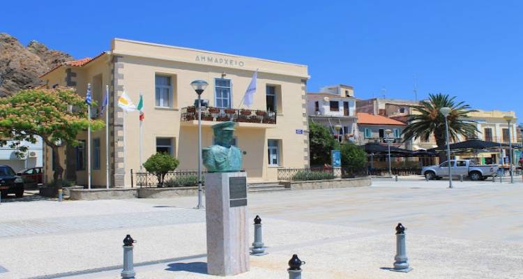 &Delta;ή&mu;&omicron;&sigmaf; &Lambda;ή&mu;&nu;&omicron;&upsilon;: &Chi;&omega;&rho;ί&sigmaf; &kappa;&alpha;&mu;ί&alpha; &alpha;ί&tau;&eta;&sigma;&eta; &eta; &pi;&rho;&omicron;&kappa;ή&rho;&upsilon;&xi;&eta; &gamma;&iota;&alpha; &delta;ύ&omicron; &Pi;&omicron;&lambda;&iota;&tau;&iota;&kappa;&omicron;ύ&sigmaf; &Mu;&eta;&chi;&alpha;&nu;&iota;&kappa;&omicron;ύ&sigmaf; &sigma;&tau;&eta;&nu; &Upsilon;&Delta;&Omicron;&Mu;