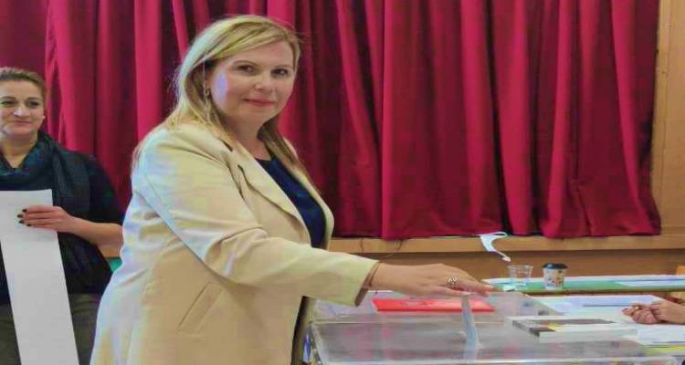&Delta;&eta;&mu;&omicron;&tau;&iota;&kappa;έ&sigmaf; &epsilon;&kappa;&lambda;&omicron;&gamma;έ&sigmaf; 2023: &Psi;ή&phi;&iota;&sigma;&epsilon; &eta; &Epsilon;&lambda;&epsilon;&omicron;&nu;ώ&rho;&alpha; &Gamma;&epsilon;ώ&rho;&gamma;&alpha;