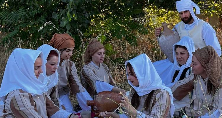 &Chi;&Omicron;&Lambda; &laquo;&Omicron; Ή&phi;&alpha;&iota;&sigma;&tau;&omicron;&sigmaf;&raquo;: Έ&tau;&omicron;&iota;&mu;&omicron; &tau;&omicron; &upsilon;&lambda;&iota;&kappa;ό &tau;&eta;&sigmaf; &kappa;&alpha;&lambda;&omicron;&kappa;&alpha;&iota;&rho;&iota;&nu;ή&sigmaf; έ&kappa;&theta;&epsilon;&sigma;&eta;&sigmaf; &phi;&omega;&tau;&omicron;&gamma;&rho;&alpha;&phi;ί&alpha;&sigmaf;