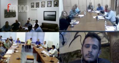 &Sigma;&Upsilon;&Mu;.&Pi;.&Alpha;&Nu;: &Omicron;&iota; &theta;έ&sigma;&epsilon;&iota;&sigmaf; &tau;&eta;&sigmaf; &pi;&alpha;&rho;ά&tau;&alpha;&xi;&eta;&sigmaf; &sigma;&tau;&omicron; &Delta;&eta;&mu;&omicron;&tau;&iota;&kappa;ό &Sigma;&upsilon;&mu;&beta;&omicron;ύ&lambda;&iota;&omicron;
