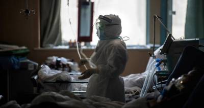 &Beta;&rho;&epsilon;&tau;&alpha;&nu;ί&alpha; : &Mu;&alpha;&zeta;&iota;&kappa;έ&sigmaf; &iota;&alpha;&tau;&rho;&iota;&kappa;έ&sigmaf; &epsilon;&xi;&epsilon;&tau;ά&sigma;&epsilon;&iota;&sigmaf; , &delta;&iota;&alpha;&kappa;&omicron;&pi;ή &tau;&omega;&nu; &mu;&alpha;&theta;&eta;&mu;ά&tau;&omega;&nu; &sigma;&epsilon; &sigma;&chi;&omicron;&lambda;&epsilon;ί&alpha; &kappa;&alpha;&iota; &epsilon;&lambda;έ&gamma;&chi;&omicron;&upsilon;&sigmaf; &sigma;&tau;&alpha; &tau;&alpha;&xi;ί&delta;&iota;&alpha; &sigma;&tau;&omicron; &epsilon;&xi;&omega;&tau;&epsilon;&rho;&iota;&kappa;ό  &lambda;ό&gamma;&omega; &kappa;&omicron;&rho;&omicron;&nu;&omicron;ϊ&omicron;ύ