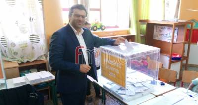 &Psi;ή&phi;&iota;&sigma;&epsilon; &omicron; &Delta;&eta;&mu;ή&tau;&rho;&eta;&sigmaf; &Mu;&alpha;&rho;&iota;&nu;ά&kappa;&eta;&sigmaf; | &Tau;&omicron; &mu;ή&nu;&upsilon;&mu;&alpha; &pi;&omicron;&upsilon; έ&sigma;&tau;&epsilon;&iota;&lambda;&epsilon; (photos &amp; video)