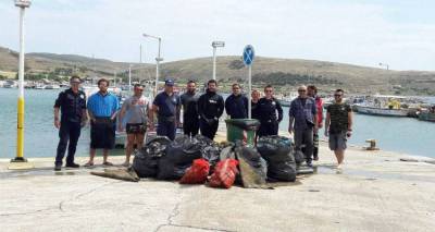 &Omicron;&iota; &mu;&alpha;&theta;&eta;&tau;έ&sigmaf; &tau;&omicron;&upsilon; &Gamma;&upsilon;&mu;&nu;&alpha;&sigma;ί&omicron;&upsilon; &Mu;&omicron;ύ&delta;&rho;&omicron;&upsilon; &theta;&alpha; &kappa;&alpha;&theta;&alpha;&rho;ί&sigma;&omicron;&upsilon;&nu; &tau;&eta;&nu; &pi;&alpha;&rho;&alpha;&lambda;ί&alpha; &tau;&omicron;&upsilon; &chi;&omega;&rho;&iota;&omicron;ύ