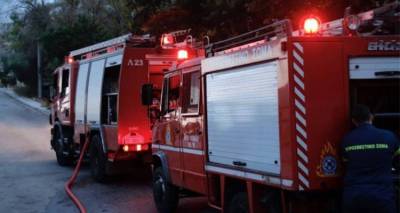&Lambda;ή&mu;&nu;&omicron;&sigmaf; - Έ&kappa;&tau;&alpha;&kappa;&tau;&omicron;: &Phi;&omega;&tau;&iota;ά &sigma;&epsilon; &alpha;&upsilon;&tau;&omicron;&kappa;ί&nu;&eta;&tau;&omicron; - &Sigma;&pi;&epsilon;ύ&delta;&epsilon;&iota; &eta; &Pi;&upsilon;&rho;&omicron;&sigma;&beta;&epsilon;&sigma;&tau;&iota;&kappa;ή