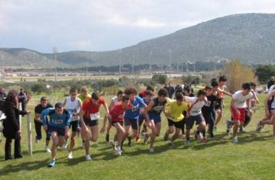 &Alpha;&gamma;ώ&nu;&alpha;&sigmaf; &lambda;&alpha;ϊ&kappa;&omicron;ύ &alpha;&nu;&omega;&mu;ά&lambda;&omicron;&upsilon; &delta;&rho;ό&mu;&omicron;&upsilon; &alpha;&pi;ό &tau;&eta;&nu; &laquo;&Eta;&phi;&alpha;&iota;&sigma;&tau;ί&alpha;&raquo; &Kappa;&omicron;&nu;&tau;&omicron;&pi;&omicron;&upsilon;&lambda;ί&omicron;&upsilon;