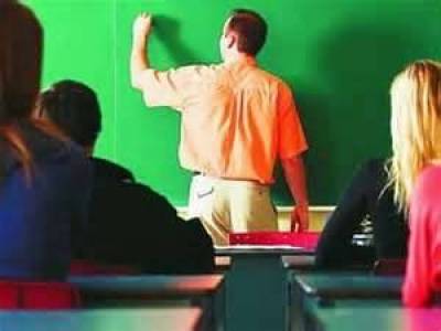 Επιστρέφει στα σχολεία το πρόγραμμα ενισχυτικής διδασκαλίας