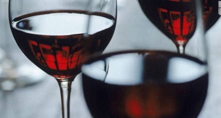 &Tau;&alpha; &kappa;&rho;&alpha;&sigma;&iota;ά &tau;&eta;&sigmaf; &Lambda;ή&mu;&nu;&omicron;&upsilon; &kappa;&alpha;&iota; ά&lambda;&lambda;&omega;&nu; 11 &nu;&eta;&sigma;&iota;ώ&nu; &sigma;&tau;&eta;&nu; &Alpha;&theta;ή&nu;&alpha;
