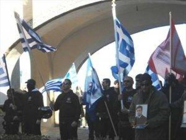 Η μπάντα του δήμου Ρόδου παρέα με τη Χρυσή Αυγή