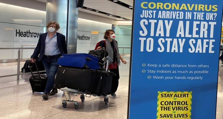 &Beta;&rho;&epsilon;&tau;&alpha;&nu;ί&alpha; : &ldquo;&Kappa;&alpha;&tau;&alpha;&sigma;&tau;&rho;&omicron;&phi;&iota;&kappa;ή &eta; &pi;&omicron;&lambda;&iota;&tau;&iota;&kappa;ή &tau;&eta;&sigmaf; &kappa;&alpha;&rho;&alpha;&nu;&tau;ί&nu;&alpha;&sigmaf;&rdquo; , &upsilon;&pi;&omicron;&sigma;&tau;&eta;&rho;ί&zeta;&omicron;&upsilon;&nu; &epsilon;&kappa;&pi;&rho;ό&sigma;&omega;&pi;&omicron;&iota; &tau;&omicron;&upsilon; &tau;&omicron;&upsilon;&rho;&iota;&sigma;&mu;&omicron;ύ
