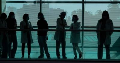 &Epsilon;&pi;&iota;&chi;&epsilon;ί&rho;&eta;&sigma;&eta; &laquo;&Epsilon;&lambda;&epsilon;&upsilon;&theta;&epsilon;&rho;ί&alpha;&raquo;: &Pi;ώ&sigmaf; &theta;&alpha; &gamma;ί&nu;&epsilon;&iota; &omicron; &epsilon;&mu;&beta;&omicron;&lambda;&iota;&alpha;&sigma;&mu;ό&sigmaf; &gamma;&iota;&alpha; &tau;&omicron;&nu; &kappa;&omicron;&rho;&omega;&nu;&omicron;ϊό -&Pi;ό&tau;&epsilon; &xi;&epsilon;&kappa;&iota;&nu;ά &sigma;&tau;&eta;&nu; &Epsilon;&lambda;&lambda;ά&delta;&alpha;