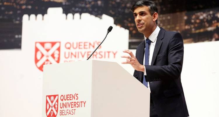 &Beta;ό&rho;&epsilon;&iota;&alpha; &Iota;&rho;&lambda;&alpha;&nu;&delta;ί&alpha;: &Theta;&epsilon;&tau;&iota;&kappa;ά &tau;&alpha; &mu;&eta;&nu;ύ&mu;&alpha;&tau;&alpha; &alpha;&pi;ό &tau;&omicron; &Mu;&pi;έ&lambda;&phi;&alpha;&sigma;&tau; &mu;&epsilon;&tau;ά &tau;&eta; &sigma;&upsilon;&mu;&pi;&lambda;ή&rho;&omega;&sigma;&eta; 25&epsilon;&tau;ί&alpha;&sigmaf; &alpha;&pi;ό &tau;&eta;&nu; &upsilon;&pi;&omicron;&gamma;&rho;&alpha;&phi;ή &tau;&eta;&sigmaf; &sigma;&upsilon;&mu;&phi;&omega;&nu;ί&alpha;&sigmaf; &tau;&eta;&sigmaf; &Mu;&epsilon;&gamma;ά&lambda;&eta;&sigmaf; &Pi;&alpha;&rho;&alpha;&sigma;&kappa;&epsilon;&upsilon;ή&sigmaf;