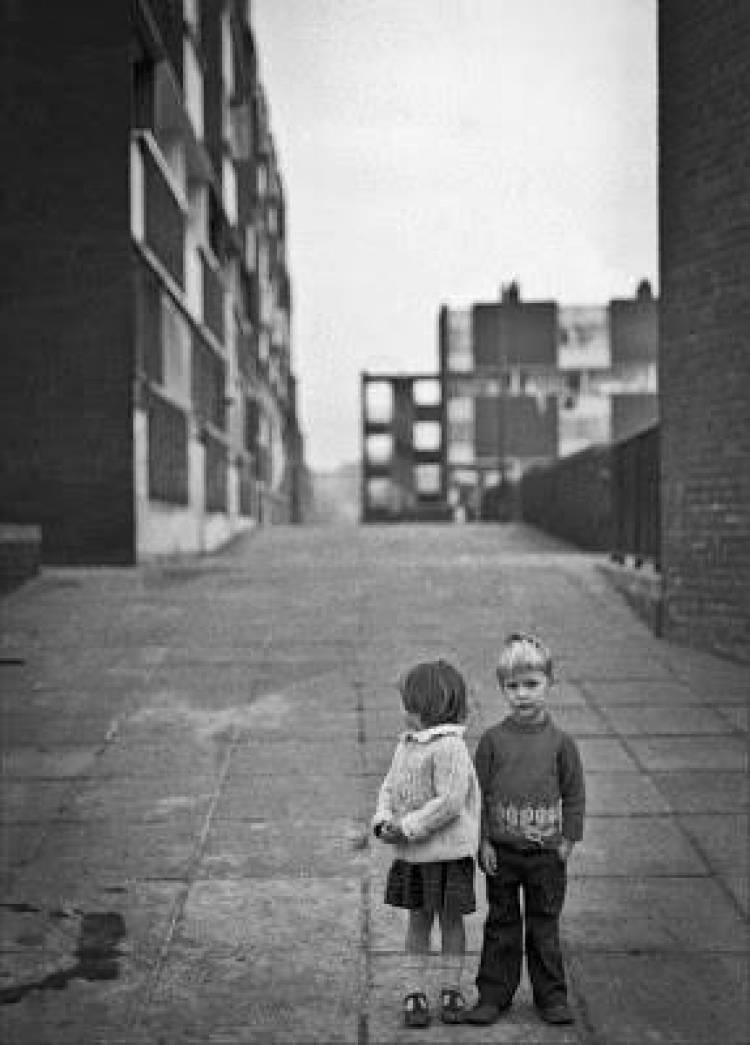 Δυο κόσμοι σε έναν.