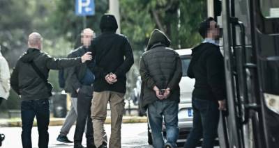 &Kappa;ύ&kappa;&lambda;&omega;&mu;&alpha; &pi;&rho;&omicron;&sigma;&tau;&alpha;&sigma;ί&alpha;&sigmaf;: &Epsilon;ί&chi;&alpha;&nu; &pi;ά&nu;&omega; &alpha;&pi;ό 60 &epsilon;&tau;&alpha;&iota;&rho;&epsilon;ί&epsilon;&sigmaf;, έ&kappa;&alpha;&nu;&alpha;&nu; &iota;&lambda;&iota;&gamma;&gamma;&iota;ώ&delta;&epsilon;&iota;&sigmaf; &alpha;&nu;&alpha;&lambda;ή&psi;&epsilon;&iota;&sigmaf; &mu;&epsilon;&tau;&rho;&eta;&tau;ώ&nu; -&Tau;&omicron; &sigma;ύ&sigma;&tau;&eta;&mu;&alpha; &pi;&omicron;&upsilon; &epsilon;ί&chi;&alpha;&nu; &chi;&tau;ί&sigma;&epsilon;&iota;
