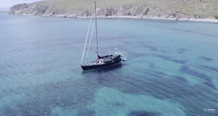 &Lambda;ή&mu;&nu;&omicron;&sigmaf;, &tau;&omicron; &nu;&eta;&sigma;ί &tau;&omicron;&upsilon; &Eta;&phi;&alpha;ί&sigma;&tau;&omicron;&upsilon; &mu;&epsilon; &tau;&alpha; &kappa;&rho;&upsilon;&sigma;&tau;ά&lambda;&lambda;&iota;&nu;&alpha; &nu;&epsilon;&rho;ά (video)