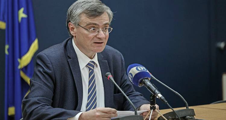 Κορωνοϊός: 21 νέα κρούσματα, 352 συνολικά | Κλείνουν τα εμπορικά, δύο χωριά σε καραντίνα