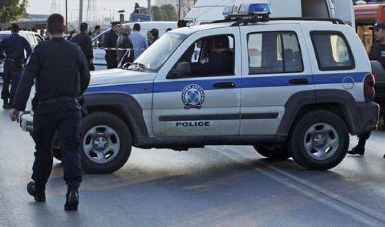 &Phi;&alpha;&rho;&mu;&alpha;&kappa;&omicron;&pi;&omicron;&iota;ό&sigmaf; &sigma;&kappa;ό&tau;&omega;&sigma;&epsilon; &pi;&alpha;&tau;έ&rho;&alpha; &kappa;&alpha;&iota; &alpha;&delta;&epsilon;&lambda;&phi;ή &kappa;&alpha;&iota; &alpha;&upsilon;&tau;&omicron;&kappa;&tau;ό&nu;&eta;&sigma;&epsilon;