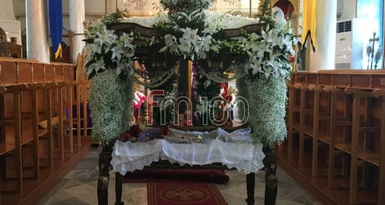 Ο Επιτάφιος στον Άγιο Παντελεήμονα Ανδρωνίου (photo)