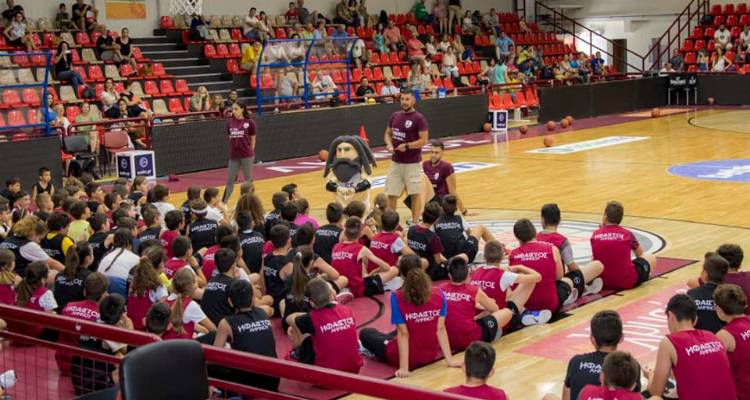 Ήφαιστος Λήμνου: Πολλά χαμόγελα και δώρα στην τελετή λήξης της Ακαδημίας! (photos)