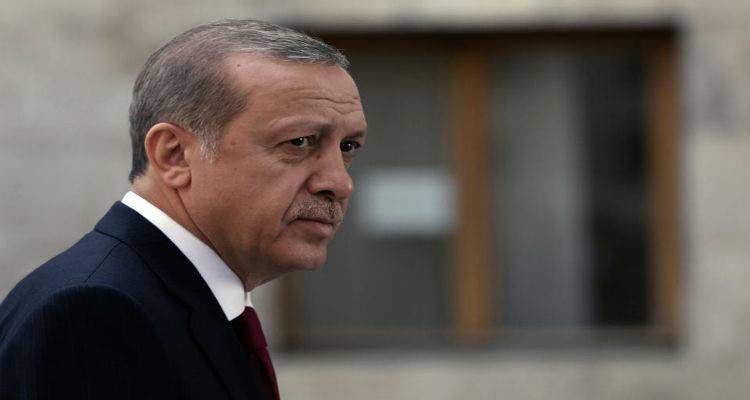 &Epsilon;&rho;&nu;&tau;&omicron;&gamma;ά&nu; &pi;&rho;&omicron;&sigmaf; &Epsilon;.&Epsilon;.: &laquo;&Tau;&omicron; &pi;&alpha;&iota;&chi;&nu;ί&delta;&iota; έ&chi;&epsilon;&iota; &tau;&epsilon;&lambda;&epsilon;&iota;ώ&sigma;&epsilon;&iota;&raquo;