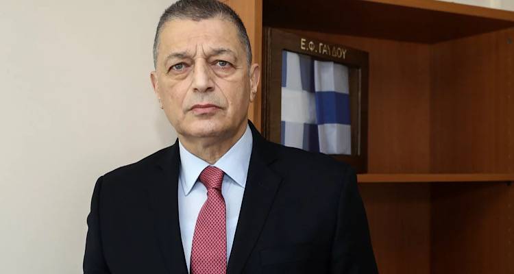 &Pi;&alpha;&rho;&alpha;&iota;&tau;ή&theta;&eta;&kappa;&epsilon; &alpha;&pi;ό &Pi;&epsilon;&rho;&iota;&phi;&epsilon;&rho;&epsilon;&iota;&alpha;&kappa;ό&sigmaf; &Sigma;ύ&mu;&beta;&omicron;&upsilon;&lambda;&omicron;&sigmaf; &omicron; &Alpha;&lambda;&kappa;&iota;&beta;&iota;ά&delta;&eta;&sigmaf; &Sigma;&tau;&epsilon;&phi;&alpha;&nu;ή&sigmaf;