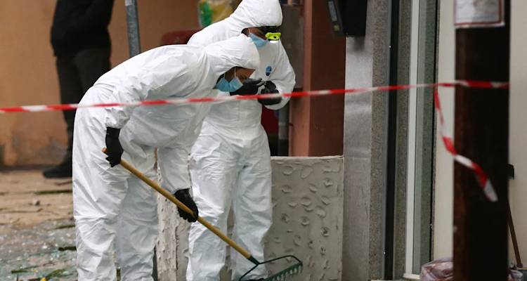 &Epsilon;&nu;&tau;&omicron;&lambda;ή &alpha;&pi;ό &tau;&iota;&sigmaf; &phi;&upsilon;&lambda;&alpha;&kappa;έ&sigmaf; &laquo;&beta;&lambda;έ&pi;&omicron;&upsilon;&nu;&raquo; &omicron;&iota; &alpha;&rho;&chi;έ&sigmaf; &pi;ί&sigma;&omega; &alpha;&pi;ό &tau;&eta;&nu; έ&kappa;&rho;&eta;&xi;&eta; &sigma;&epsilon; &tau;&rho;ά&pi;&epsilon;&zeta;&alpha; &sigma;&tau;&omicron;&nu; &Epsilon;ύ&omicron;&sigma;&mu;&omicron; | &Pi;&omicron;ύ &sigma;&tau;&rho;έ&phi;&omicron;&nu;&tau;&alpha;&iota; &omicron;&iota; έ&rho;&epsilon;&upsilon;&nu;&epsilon;&sigmaf;