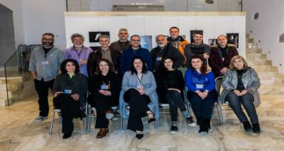 &Eta; &Phi;&omega;&tau;&omicron;&gamma;&rho;&alpha;&phi;&iota;&kappa;ή &Omicron;&mu;ά&delta;&alpha; &Lambda;ή&mu;&nu;&omicron;&upsilon; &epsilon;&upsilon;&chi;&alpha;&rho;&iota;&sigma;&tau;&epsilon;ί&hellip;