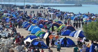&Epsilon;&pi;&epsilon;&iota;&sigma;ό&delta;&iota;&alpha; &mu;&epsilon; &mu;&epsilon;&tau;&alpha;&nu;ά&sigma;&tau;&epsilon;&sigmaf; &tau;&omicron; &pi;&rho;&omega;ί &sigma;&tau;&omicron; &lambda;&iota;&mu;ά&nu;&iota; &Mu;&upsilon;&tau;&iota;&lambda;ή&nu;&eta;&sigmaf; (video)