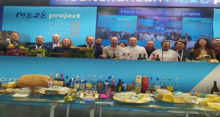 &Lambda;&eta;&mu;&nu;&iota;έ&sigmaf; &epsilon;&pi;&iota;&chi;&epsilon;&iota;&rho;ή&sigma;&epsilon;&iota;&sigmaf; &sigma;&tau;&eta; "10&eta; FoodExpo &amp; Oenotelia 2024'