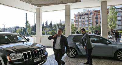 &Tau;&rho;έ&chi;&omicron;&upsilon;&nu; &sigma;&tau;&omicron; &Chi;ί&lambda;&tau;&omicron;&nu; &epsilon;&nu;ώ &alpha;&upsilon;&xi;ά&nu;&omicron;&nu;&tau;&alpha;&iota; &omicron;&iota; &pi;&iota;έ&sigma;&epsilon;&iota;&sigmaf; &gamma;&iota;&alpha; &mu;έ&tau;&rho;&alpha; έ&omega;&sigmaf; &tau;&omicron; 2023