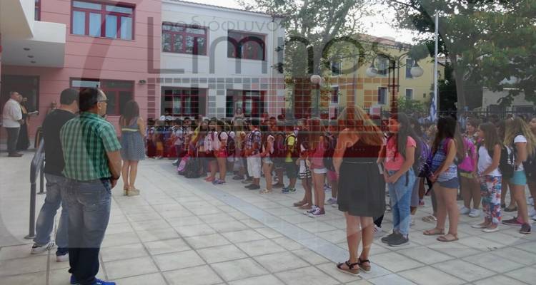 &Kappa;&Kappa;&Epsilon;: &Alpha;&nu;&alpha;&phi;&omicron;&rho;ά &sigma;&tau;&eta; &Beta;&omicron;&upsilon;&lambda;ή &gamma;&iota;&alpha; &tau;&iota;&sigmaf; &epsilon;&lambda;&lambda;&epsilon;ί&psi;&epsilon;&iota;&sigmaf; &epsilon;&kappa;&pi;&alpha;&iota;&delta;&epsilon;&upsilon;&tau;&iota;&kappa;ώ&nu; &sigma;&epsilon; &sigma;&chi;&omicron;&lambda;&epsilon;ί&alpha; &tau;&eta;&sigmaf; &Lambda;ή&mu;&nu;&omicron;&upsilon;