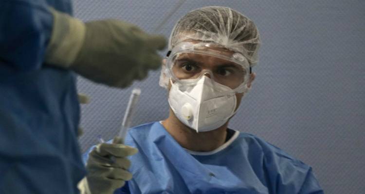 Κορωνοϊός: Στα 721 τα νέα κρούσματα | 386 οι διασωληνωμένοι, 49 θάνατοι