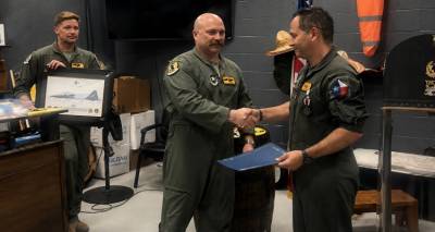 &Alpha;&pi;ό &tau;&eta; &Lambda;ή&mu;&nu;&omicron; &sigma;&tau;&eta;&nu; &kappa;&omicron;&rho;&upsilon;&phi;ή &tau;&eta;&sigmaf; USAF | Ύ&psi;&iota;&sigma;&tau;&eta; &alpha;&mu;&epsilon;&rho;&iota;&kappa;&alpha;&nu;&iota;&kappa;ή &delta;&iota;ά&kappa;&rho;&iota;&sigma;&eta; &gamma;&iota;&alpha; &tau;&omicron; "&delta;&iota;&kappa;ό &mu;&alpha;&sigmaf;" &Epsilon;&pi;&iota;&sigma;&mu;&eta;&nu;&alpha;&gamma;ό &Alpha;&nu;&alpha;&sigma;&tau;ά&sigma;&iota;&omicron; &Pi;&alpha;&lambda;&alpha;&mu;&iota;&delta;ά