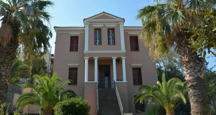 &Eta; &Delta;&eta;&mu;&omicron;&tau;&iota;&kappa;ή &Pi;&iota;&nu;&alpha;&kappa;&omicron;&theta;ή&kappa;&eta; &tau;&eta;&sigmaf; &Alpha;&theta;ή&nu;&alpha;&sigmaf; &kappa;ά&nu;&epsilon;&iota; &epsilon;&pi;&alpha;&nu;&epsilon;&kappa;&kappa;ί&nu;&eta;&sigma;&eta;