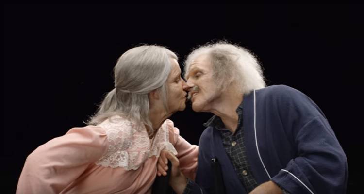 &Theta;&alpha; &mu;' &alpha;&gamma;&alpha;&pi;ά&sigmaf; ό&tau;&alpha;&nu; &gamma;ί&nu;&omega; 70;