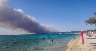 &Alpha;&nu;&epsilon;&xi;έ&lambda;&epsilon;&gamma;&kappa;&tau;&omicron; &tau;&omicron; &mu;έ&tau;&omega;&pi;&omicron; &sigma;&tau;&eta; &Chi;&alpha;&lambda;&kappa;&iota;&delta;&iota;&kappa;ή: Έ&phi;&tau;&alpha;&sigma;&epsilon; &sigma;&tau;&alpha; &sigma;&pi;ί&tau;&iota;&alpha; &eta; &phi;&omega;&tau;&iota;ά | &Epsilon;&kappa;&kappa;&epsilon;&nu;ώ&nu;&epsilon;&tau;&alpha;&iota; &mu;&epsilon; &pi;&lambda;&omega;&tau;ά &mu;έ&sigma;&alpha; &eta; &Sigma;ί&beta;&eta;&rho;&eta;