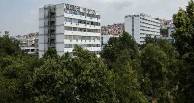 &Epsilon;&mu;&phi;ύ&lambda;&iota;&omicron;&sigmaf; &sigma;&tau;&omicron; &Sigma;&Upsilon;&Rho;&Iota;&Zeta;&Alpha; &gamma;&iota;&alpha; &tau;&iota;&sigmaf; &kappa;&alpha;&tau;&alpha;&lambda;ή&psi;&epsilon;&iota;&sigmaf; | &laquo;&Mu;&alpha;&lambda;&lambda;&iota;ά &kappa;&omicron;&upsilon;&beta;ά&rho;&iota;&alpha;&raquo; &kappa;&upsilon;&beta;έ&rho;&nu;&eta;&sigma;&eta;-&kappa;ό&mu;&mu;&alpha;