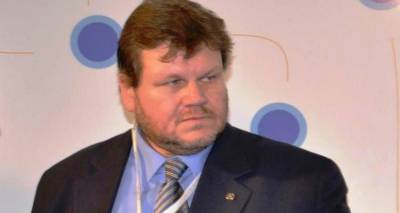 &Sigma;&tau;&omicron; &pi;&lambda;&epsilon;&upsilon;&rho;ό &tau;&omicron;&upsilon; &Sigma;&tau;&rho;&alpha;&tau;ή &Mu;&pi;&alpha;&lambda;ά&sigma;&kappa;&alpha; &eta; &Pi;&Omicron;&Epsilon;&Sigma;&Upsilon;