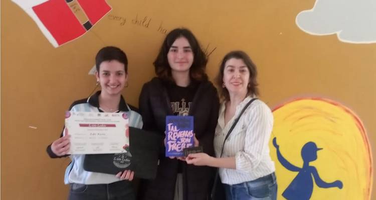 &Lambda;ή&mu;&nu;&omicron;&sigmaf;: &Delta;&iota;ά&kappa;&rho;&iota;&sigma;&eta; &gamma;&iota;&alpha; &tau;&omicron; &Gamma;&Epsilon;&Lambda; &Mu;&omicron;ύ&delta;&rho;&omicron;&upsilon; &sigma;&tau;&omicron;&nu; &pi;&alpha;&nu;&epsilon;&lambda;&lambda;ή&nu;&iota;&omicron; &delta;&iota;&alpha;&gamma;&omega;&nu;&iota;&sigma;&mu;ό &laquo;Dict&eacute;e Lavalloise 2024&raquo;